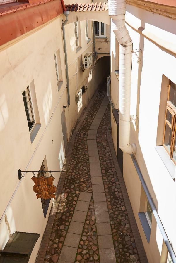 Very Vilnius Pilies Street Exterior photo